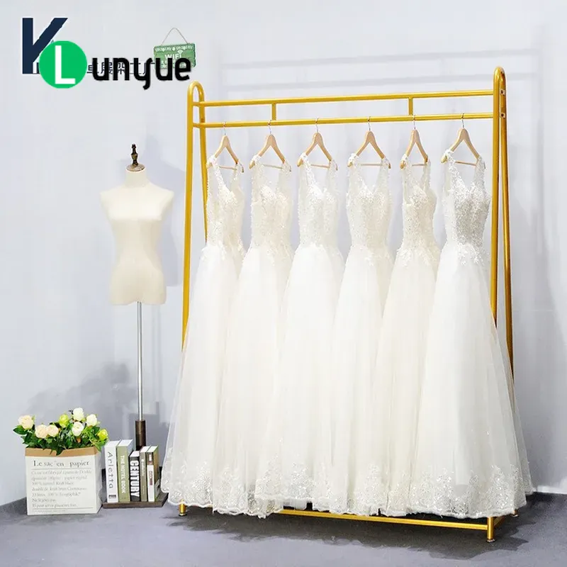 Rak Pakaian Pengantin yang Kok - Wedding Solution ulasan dan harga